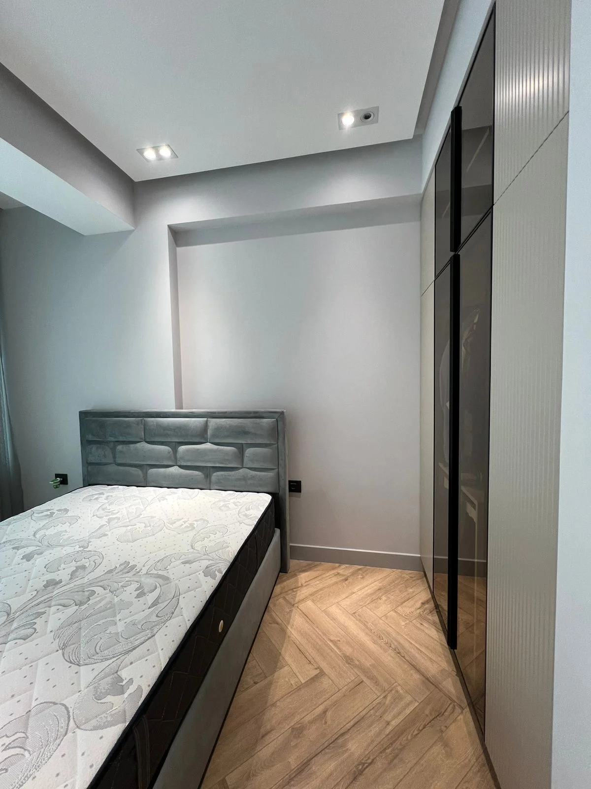 Kirayə 2 otaqlı Mənzil 60 m² Xətai r.