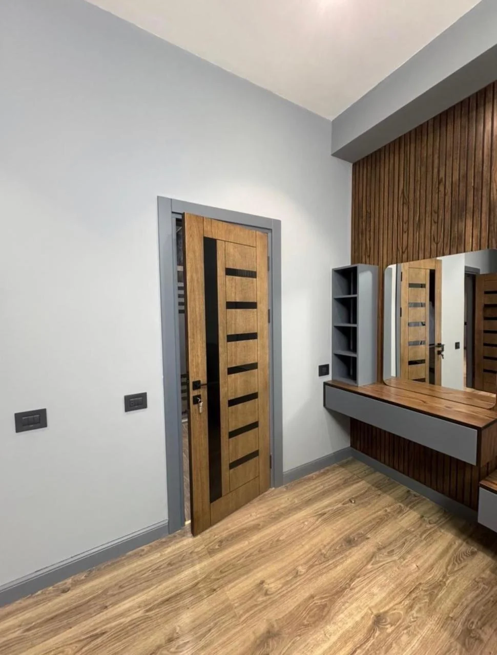 Kirayə 3 otaqlı Mənzil 140 m² Xətai r.