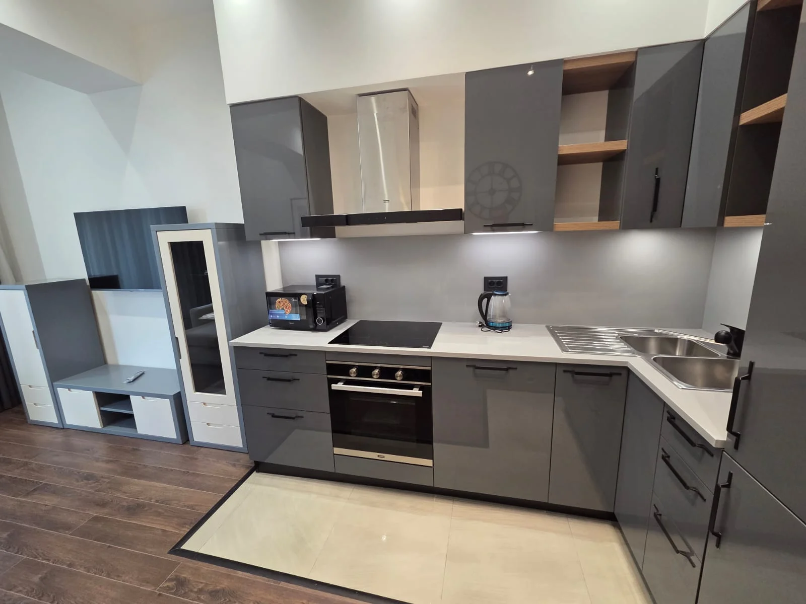 Kirayə 2 otaqlı Mənzil 55 m² Nəsimi r. – şəkil 3