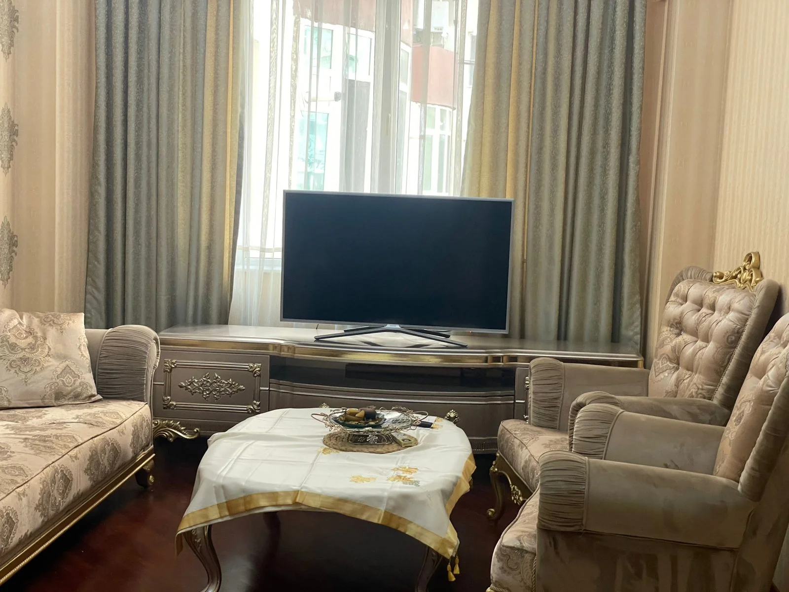 For rent 3-room Apartment 114 m² Nizami dist. 8-ci kilometr settl. Neftçilər metro – şəkil 14