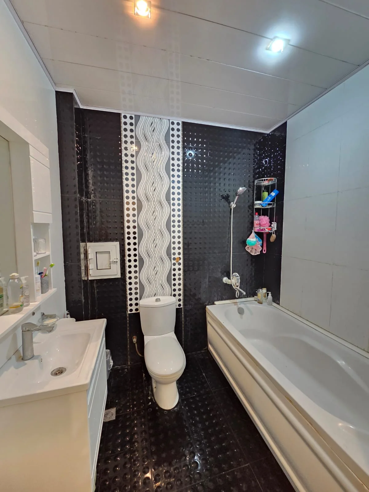 Satılır 2 otaqlı Mənzil 55 m²  8 Noyabr m. – şəkil 9