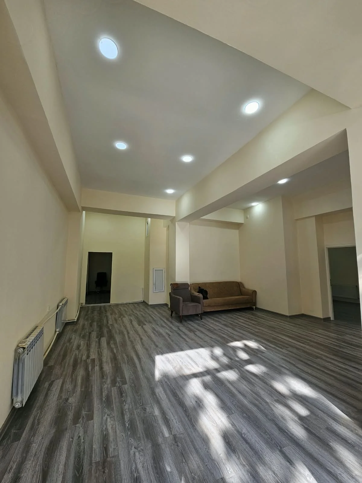 Kirayə Obyekt 110 m² Binəqədi r.