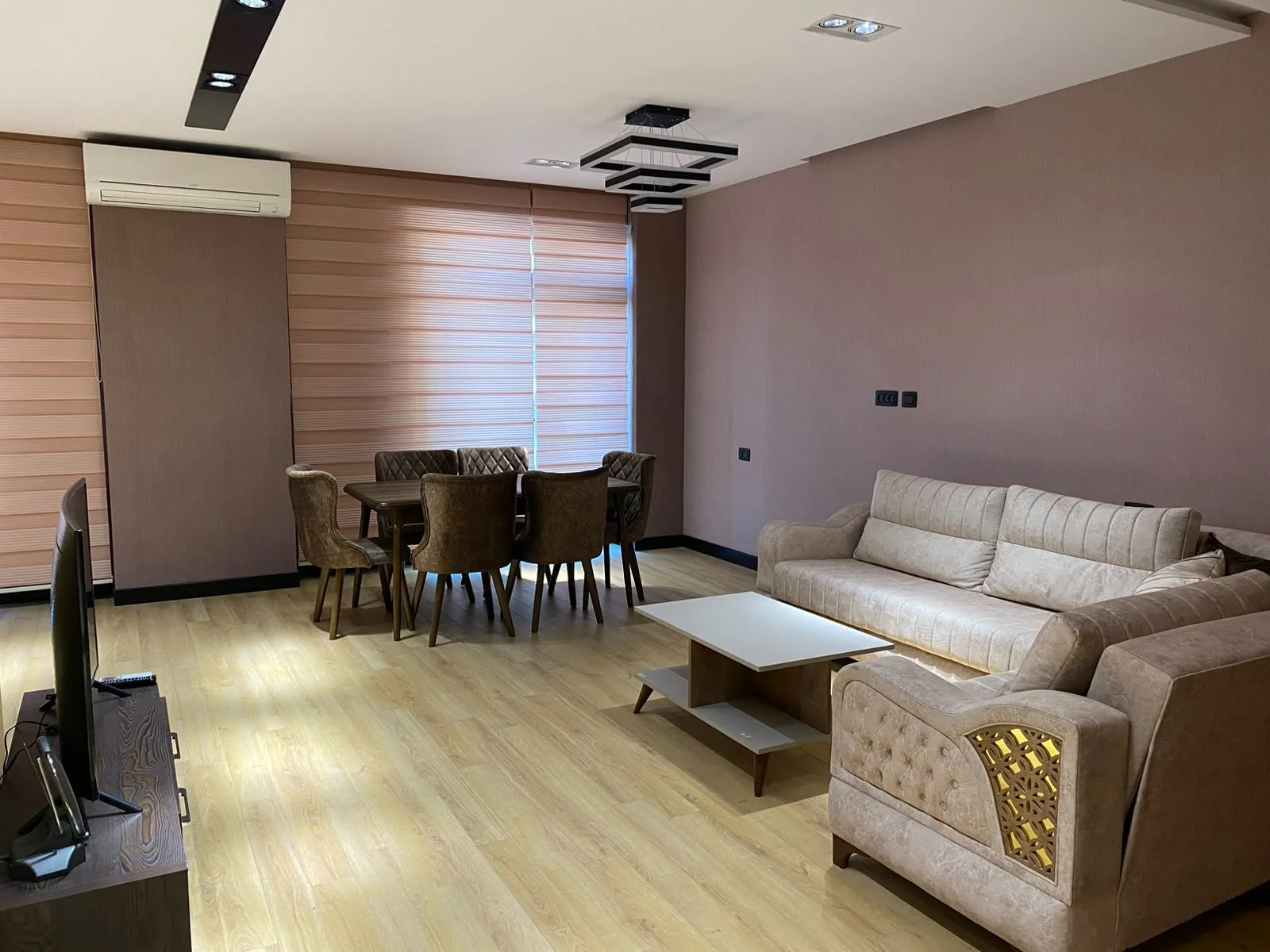 Kirayə 2 otaqlı Mənzil 102 m² Nəsimi r.
