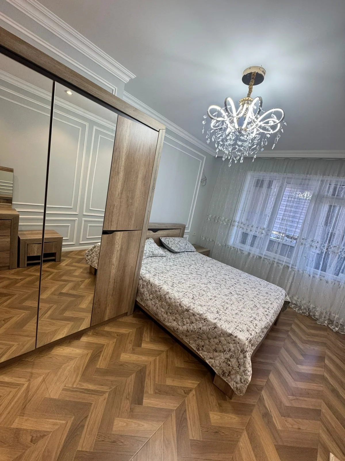 Kirayə 2 otaqlı Mənzil 80 m² Nəsimi r.