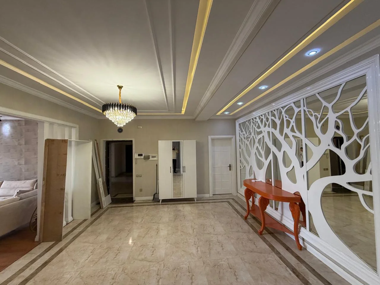 Kirayə 4 otaqlı Mənzil 240 m² Nərimanov r.