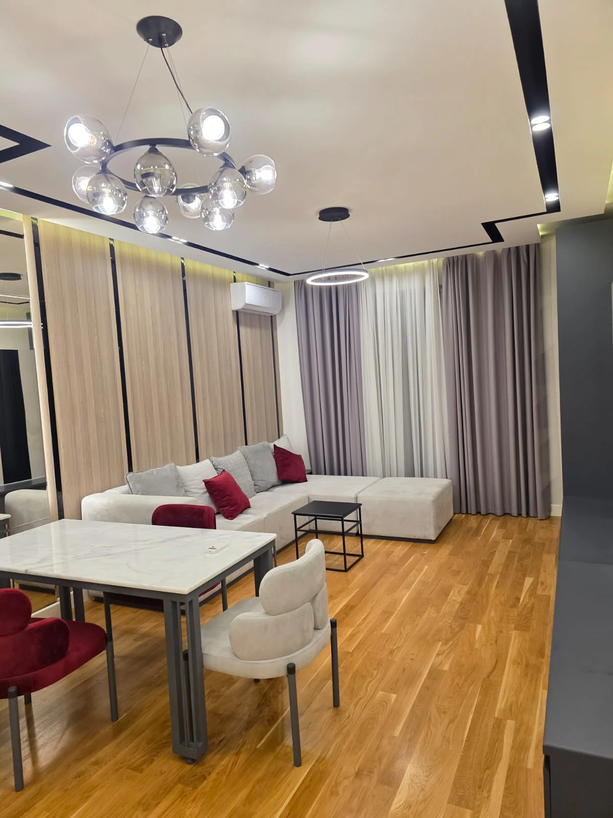 Kirayə 3 otaqlı Mənzil 105 m² Bakı – şəkil 1