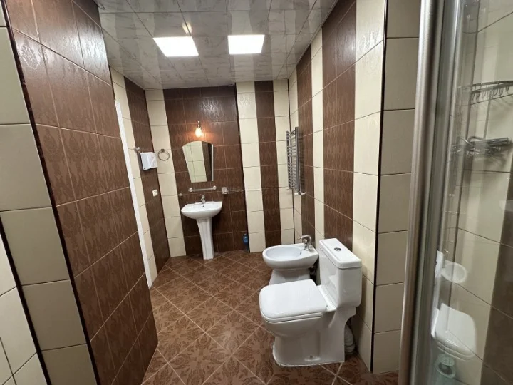 Kirayə 5 otaqlı Ofis 225 m² Yasamal r. Elmlər Akademiyası m. – şəkil 11