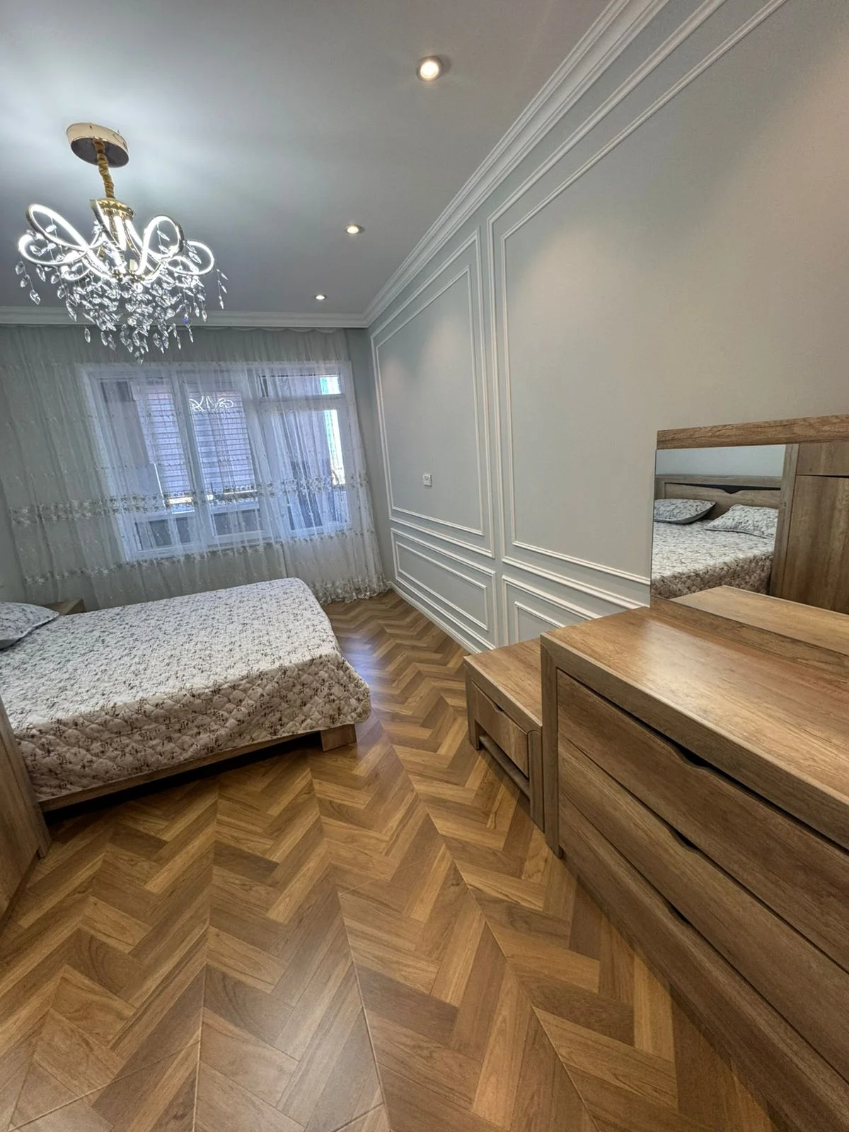 Kirayə 2 otaqlı Mənzil 80 m² Nəsimi r.