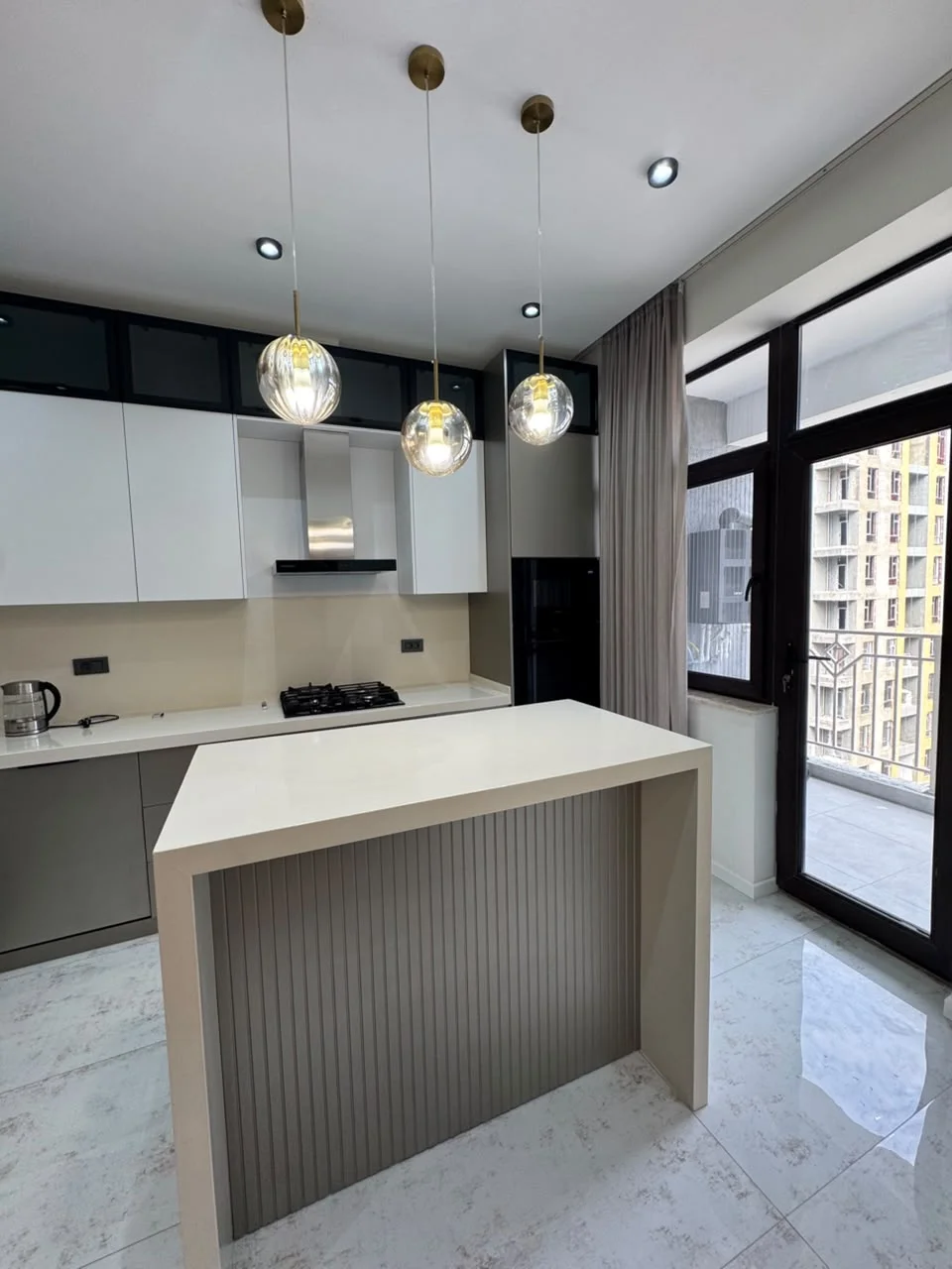 Kirayə 3 otaqlı Mənzil 110 m² Nərimanov r.