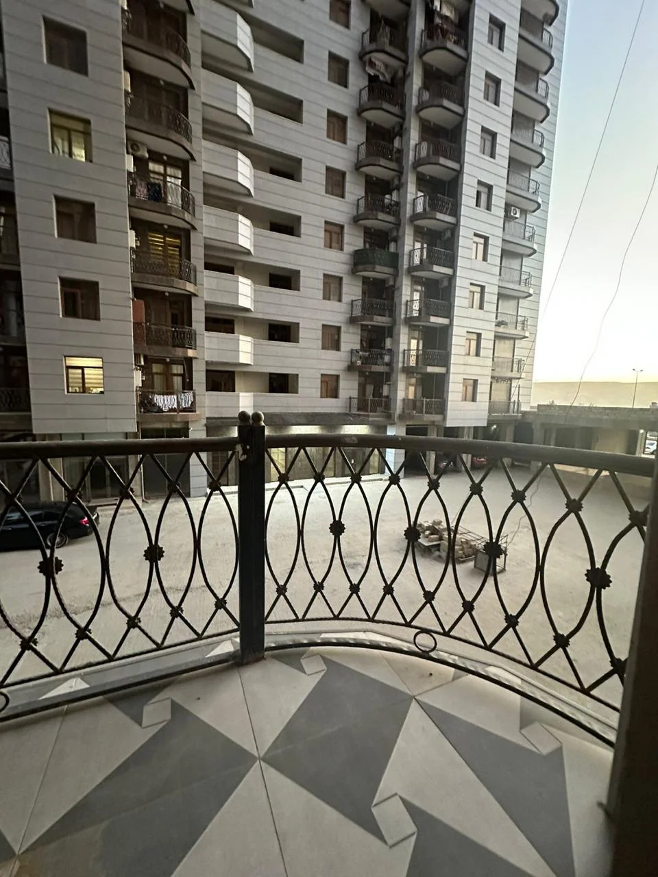 Kirayə 3 otaqlı Mənzil 80 m² Yasamal r. Yeni Yasamal q. İnşaatçılar m. – şəkil 9
