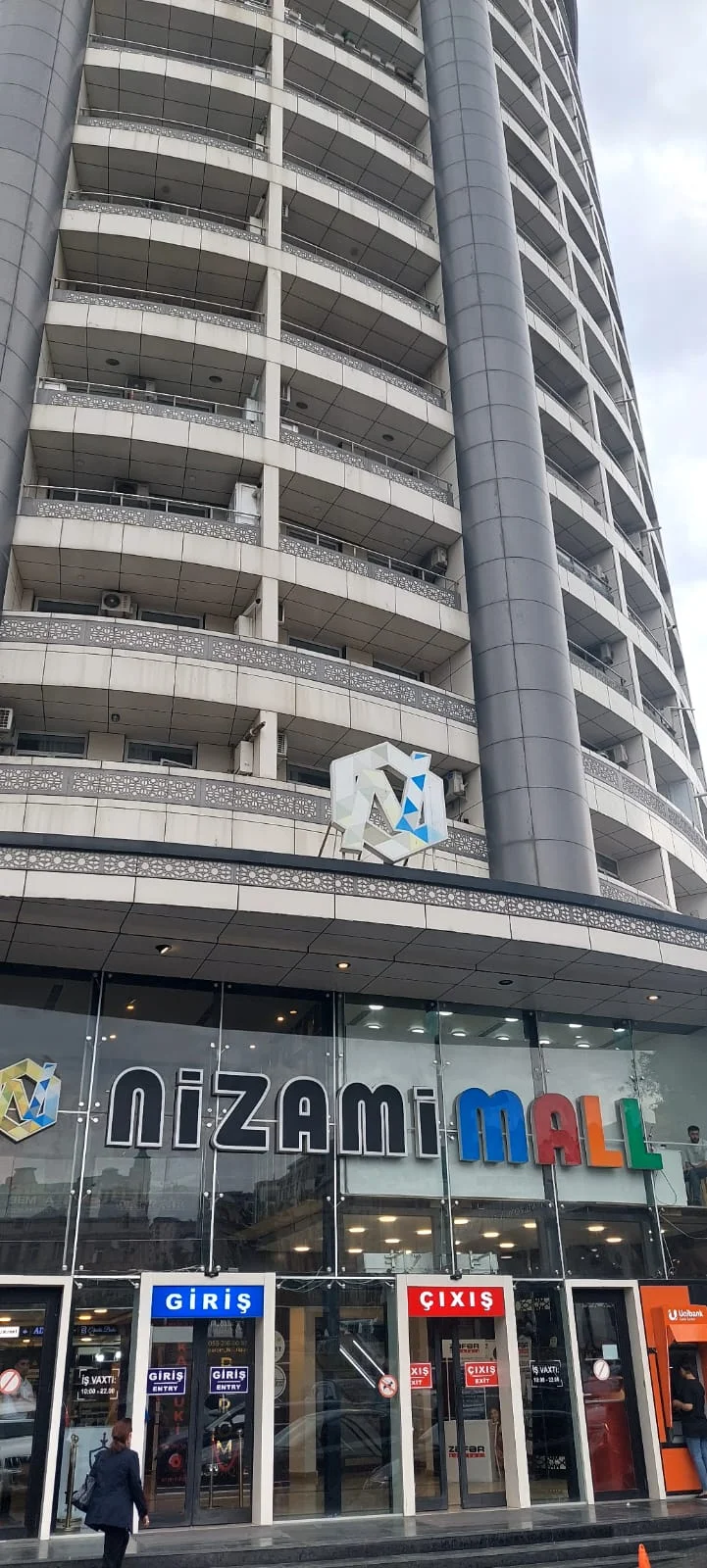 Satılık 3 odalı Daire 145 m² Yasamal ilçesi Nizami metro – şəkil 2