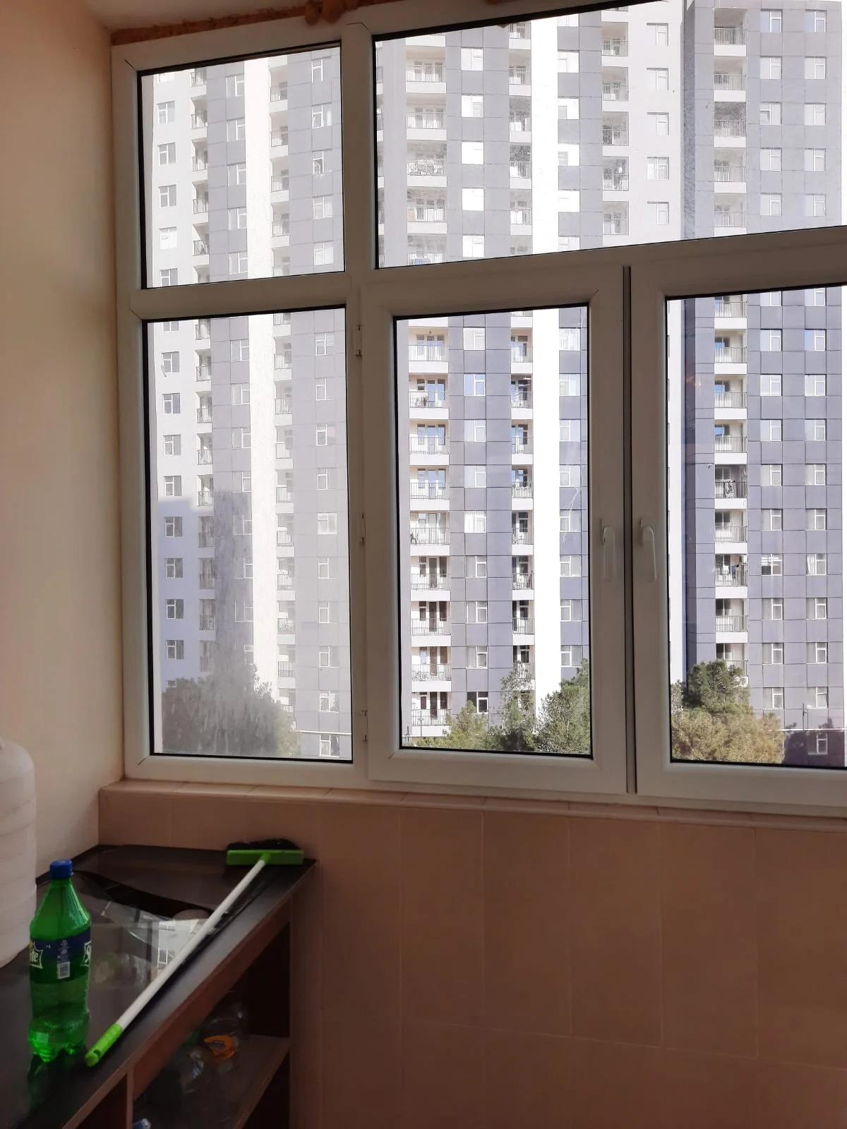 Kirayə 3 otaqlı Mənzil 130 m² Xətai r.
