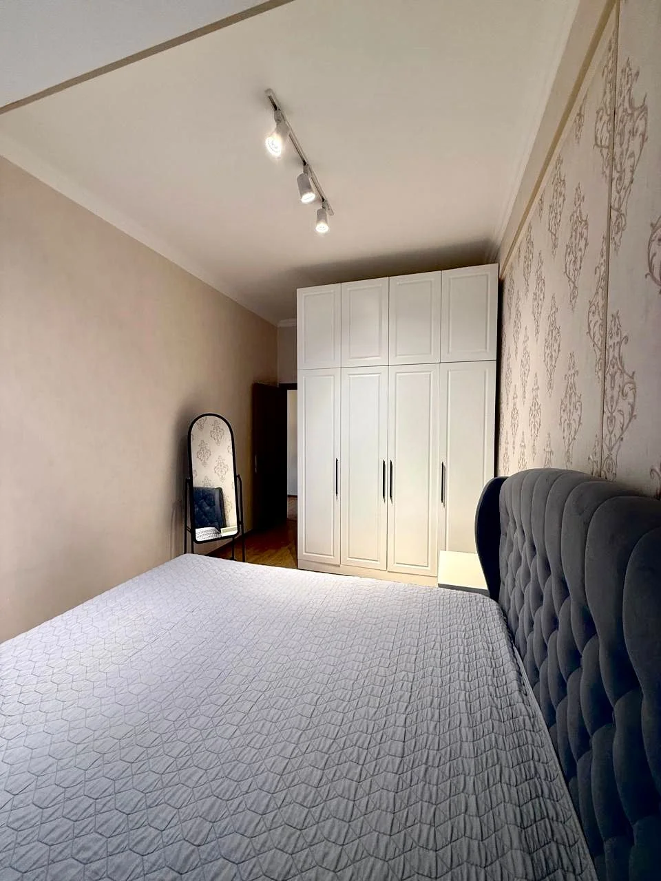 Kirayə 3 otaqlı Mənzil 92 m² Nəsimi r.