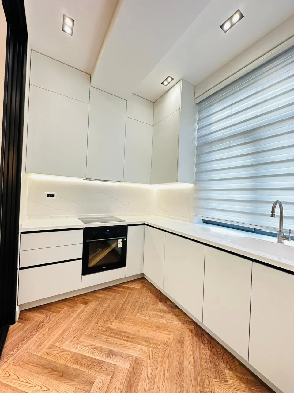 Kirayə 2 otaqlı Mənzil 72 m² Yasamal r. Elmlər Akademiyası m. – şəkil 14