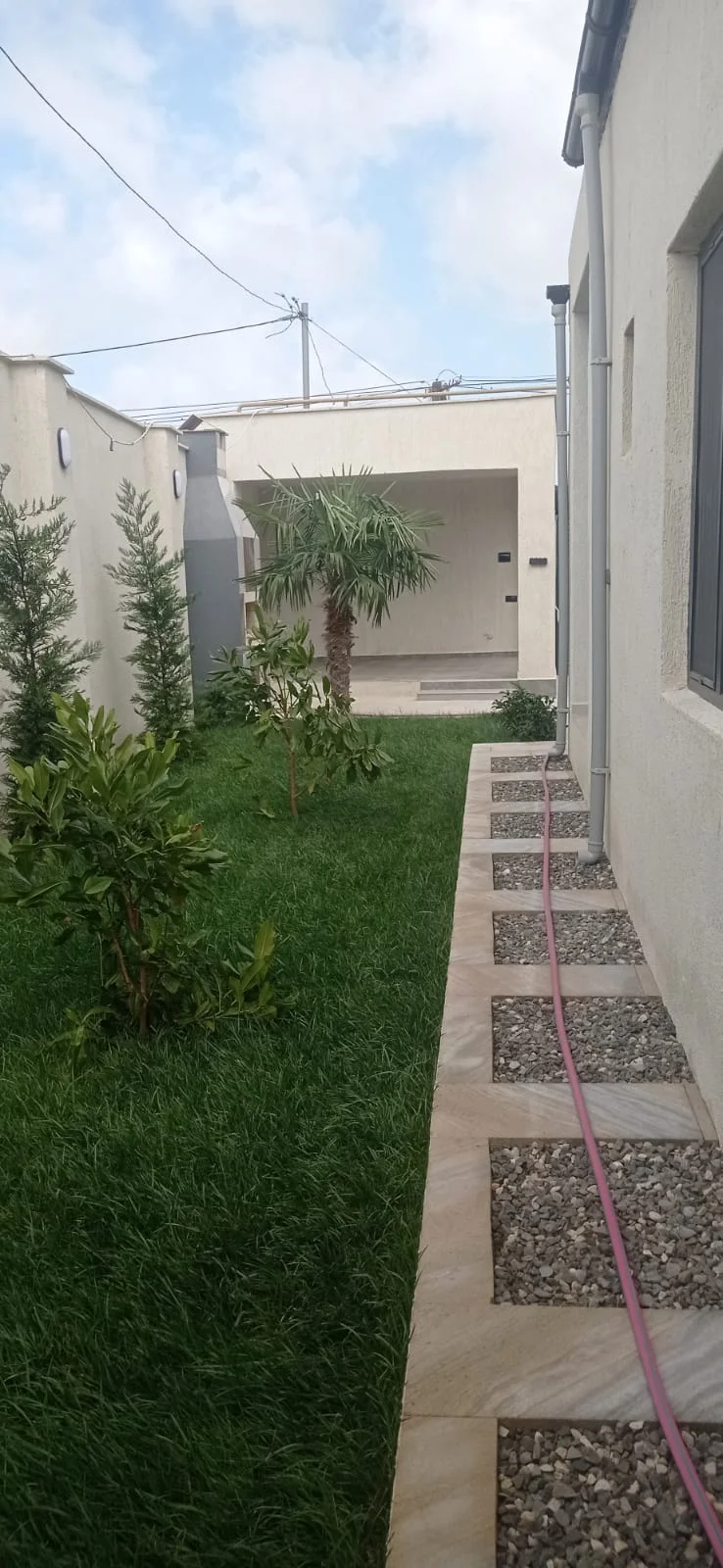 Satılır 4 otaqlı Həyət evi / Bağ evi 160 m² Xəzər r.