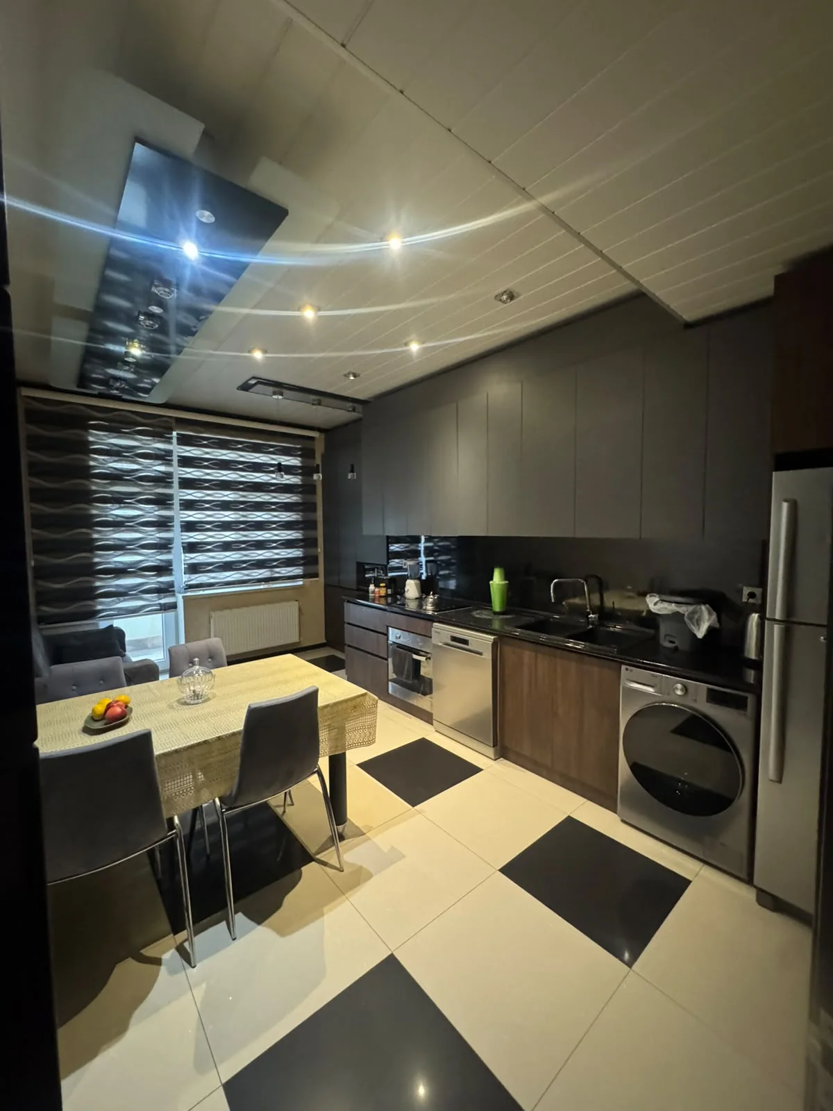 Kirayə 3 otaqlı Mənzil 130 m² Nərimanov r. Gənclik m. – şəkil 5