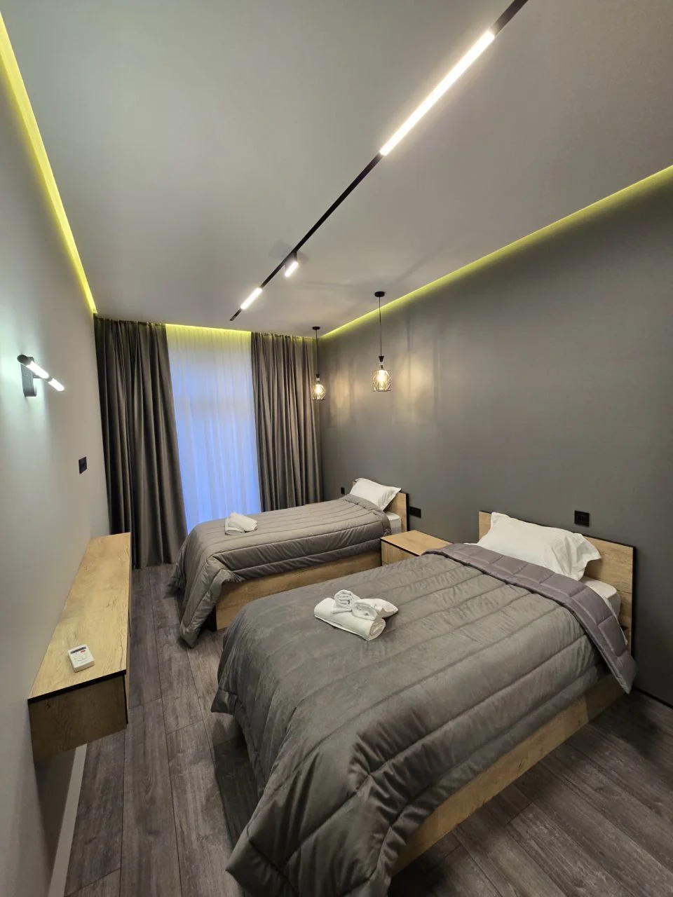 Kirayə 3 otaqlı Mənzil 100 m² Xətai r.