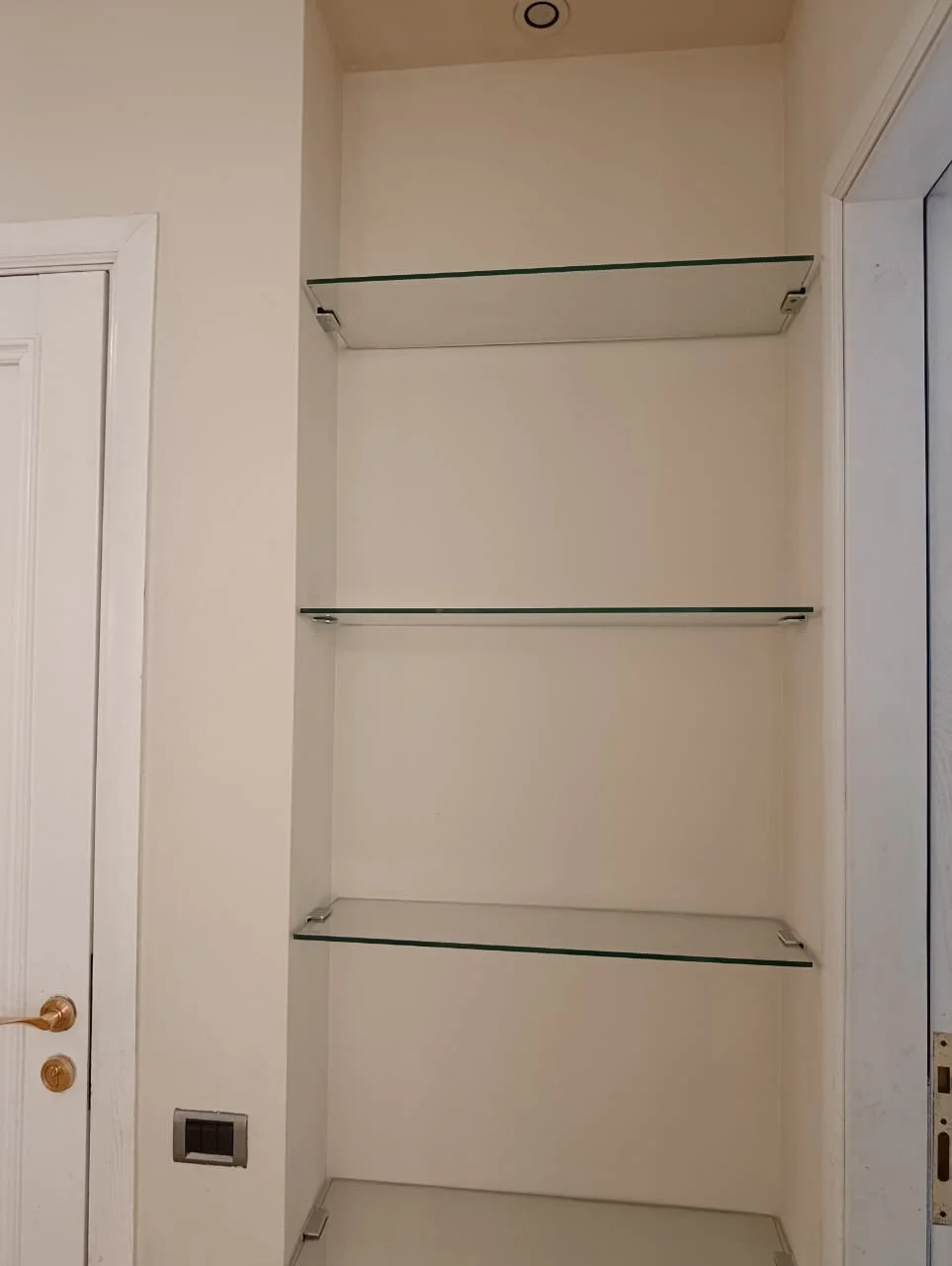 Kirayə 3 otaqlı Mənzil 180 m² Səbail r. İçərişəhər m. – şəkil 14