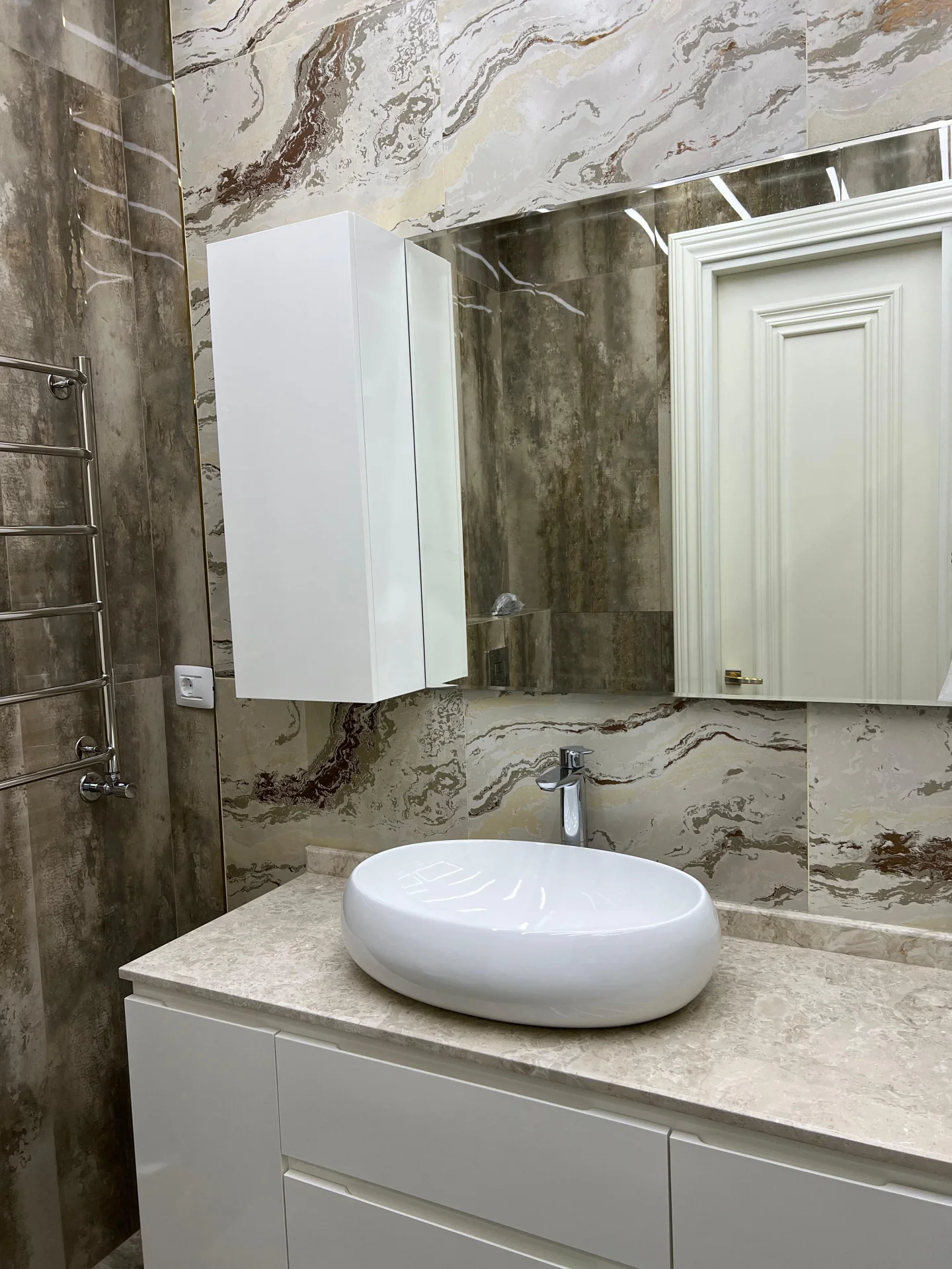 Kirayə 4 otaqlı Mənzil 178 m² Yasamal r. – şəkil 20
