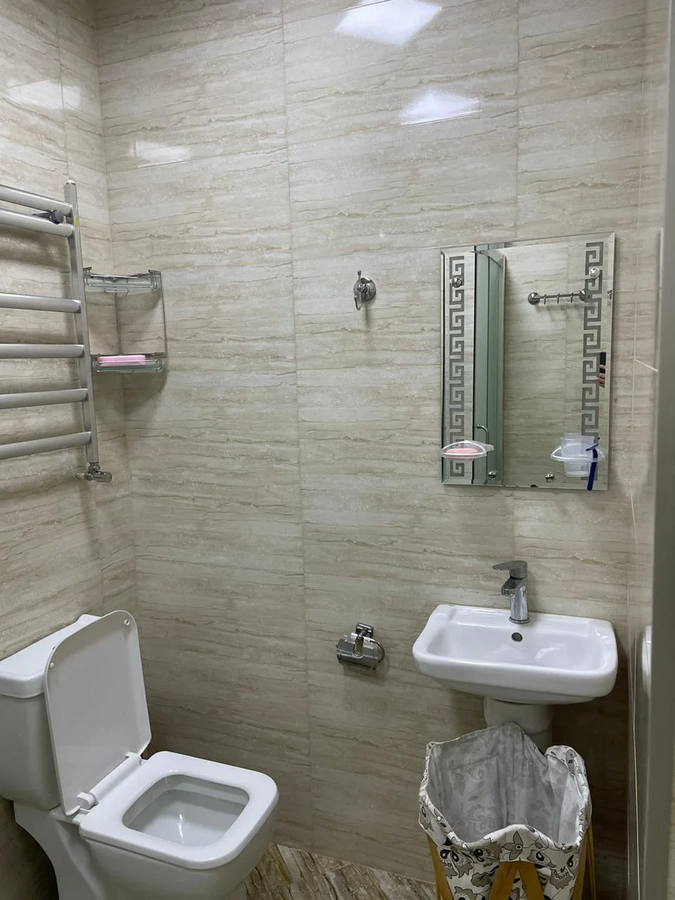 Kirayə 2 otaqlı Mənzil 70 m² Sabunçu r. Bakıxanov q. Neftçilər m. – şəkil 17