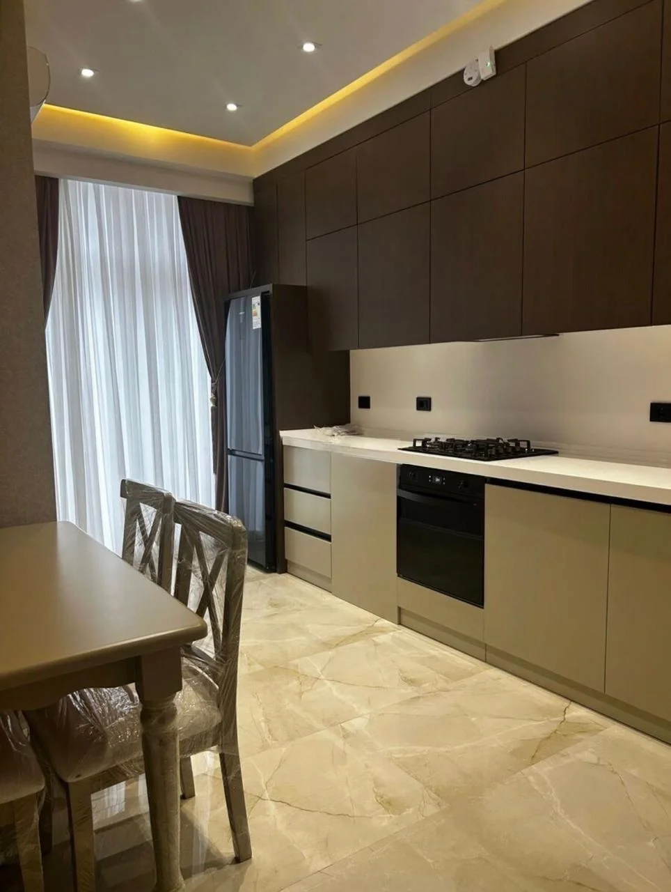 Kirayə 2 otaqlı Mənzil 110 m² Nəsimi r.