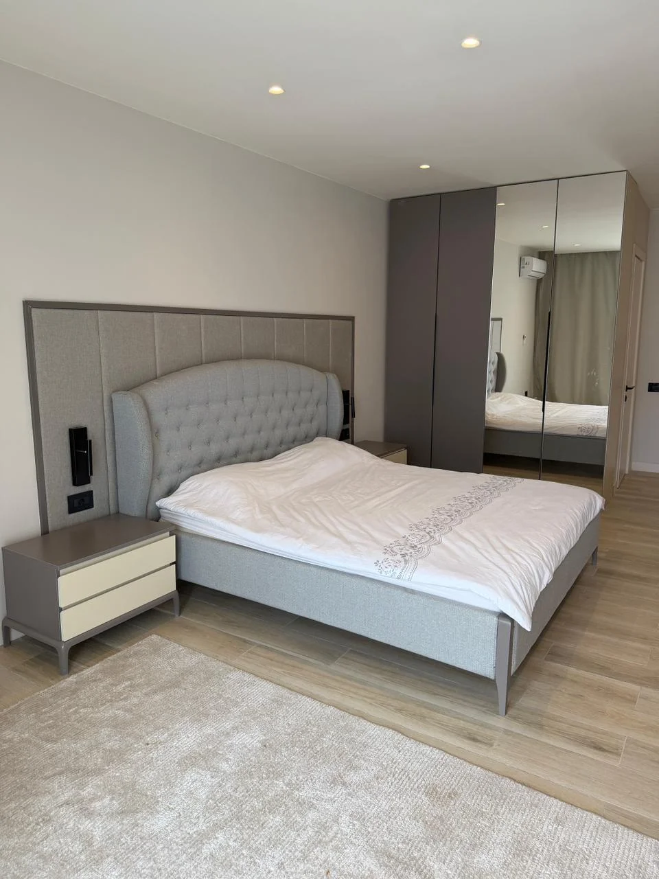 Kirayə 3 otaqlı Mənzil 140 m² Sabunçu r.