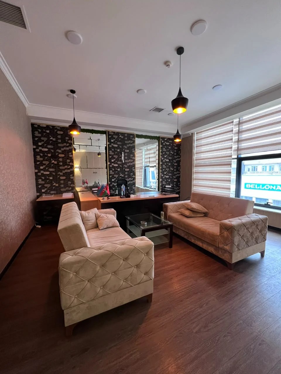 Kirayə 3 otaqlı Ofis 75 m² Nərimanov r. – şəkil 2