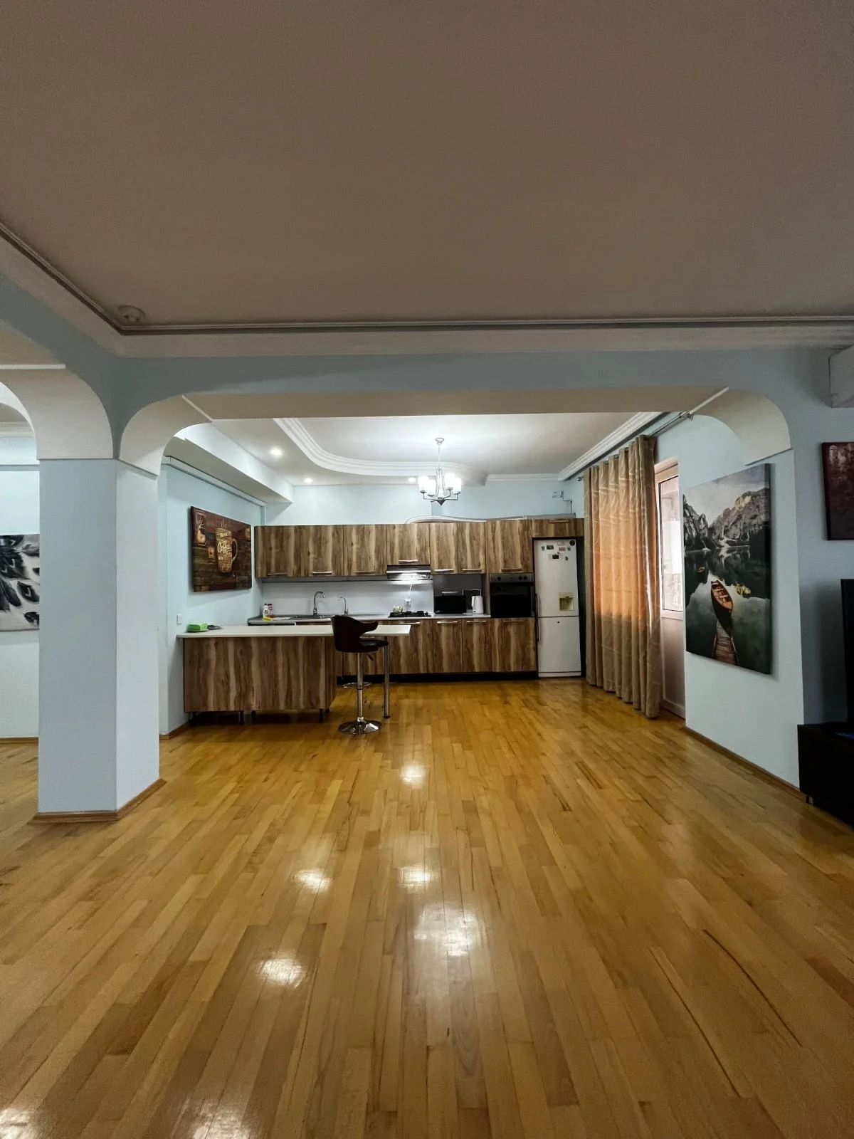Kirayə 4 otaqlı Mənzil 185 m² Nəsimi r. – şəkil 4