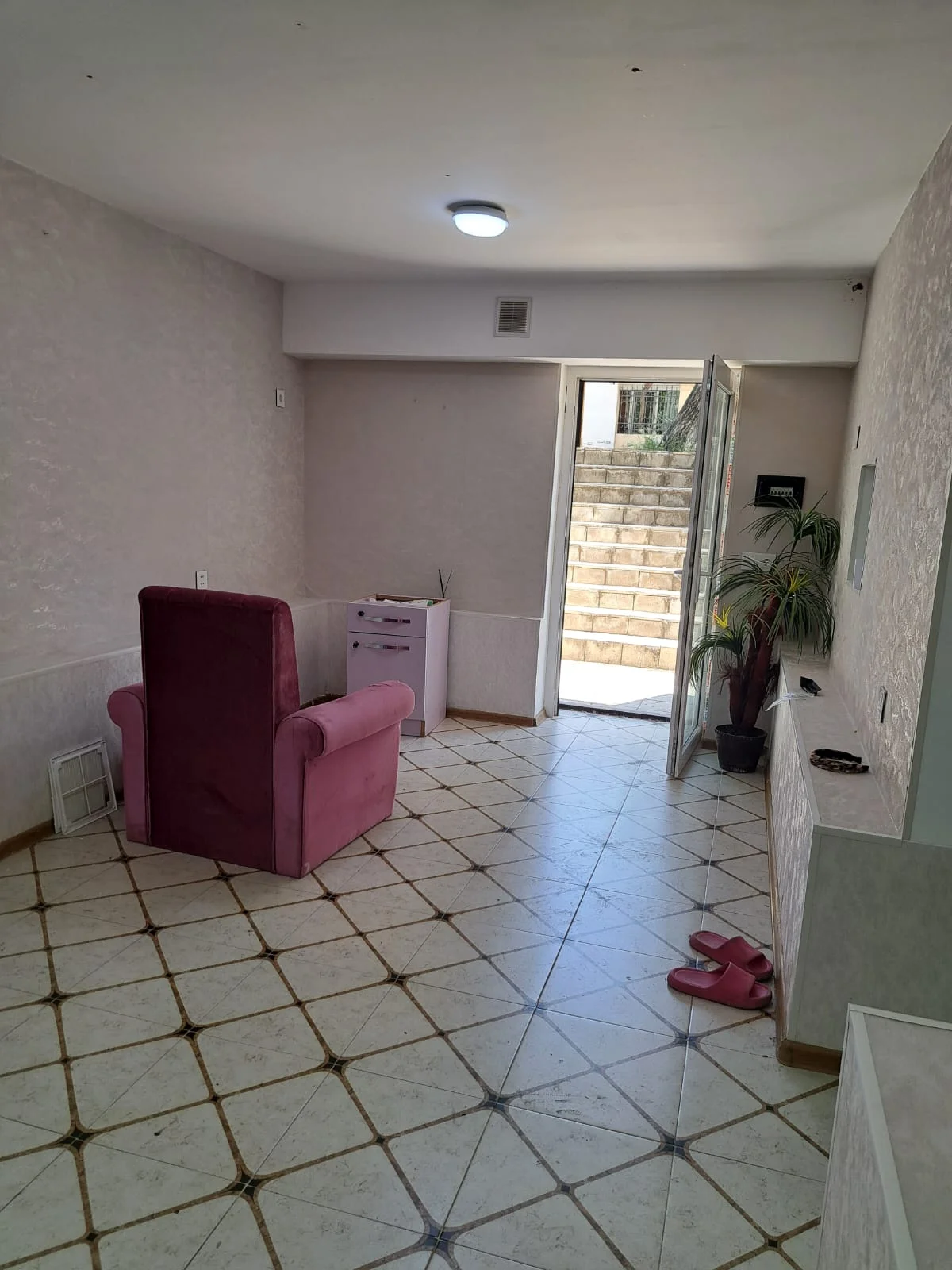 Kirayə Obyekt 40 m² Xətai r. Həzi Aslanov m. – şəkil 2