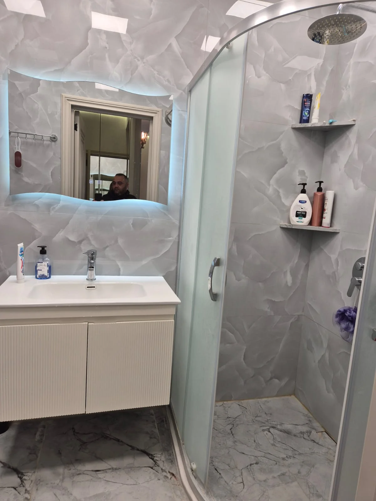 Kirayə 2 otaqlı Mənzil 70 m² Nərimanov r.