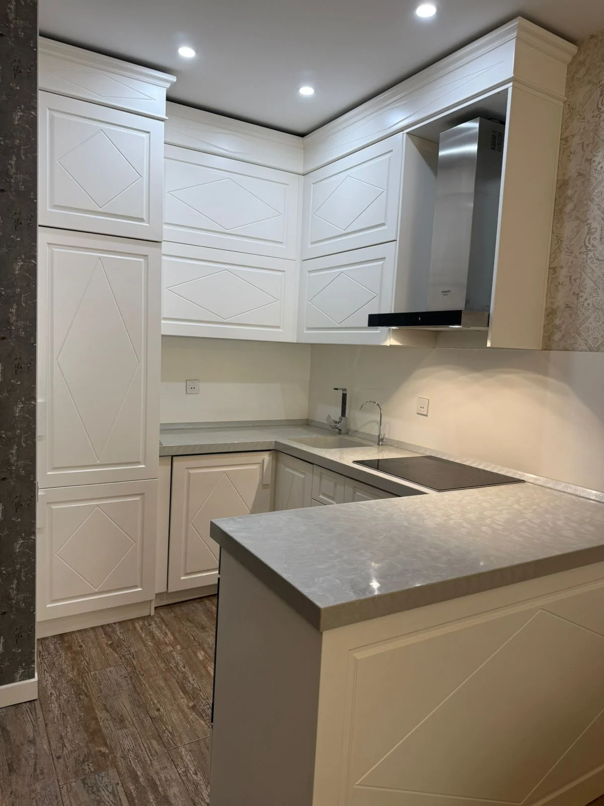 Kirayə 2 otaqlı Mənzil 74 m² Nərimanov r.
