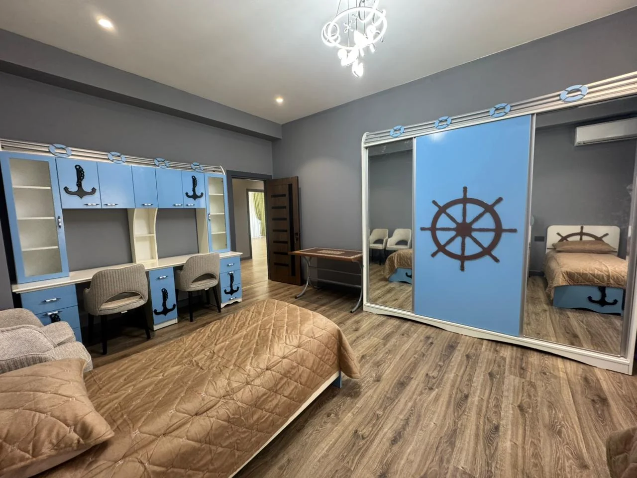 Kirayə 3 otaqlı Mənzil 140 m² Xətai r.