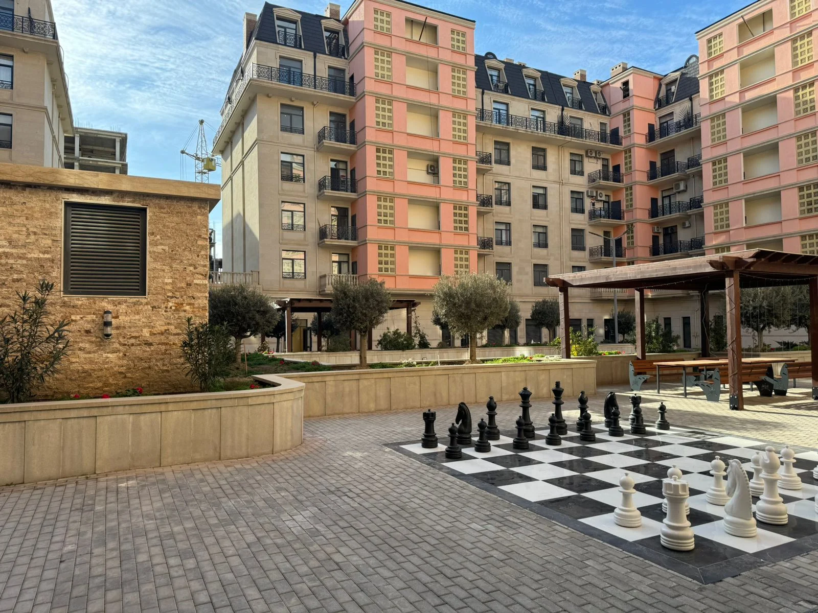 Kirayə 3 otaqlı Mənzil 90 m² Xətai r. Ağ şəhər q. – şəkil 2