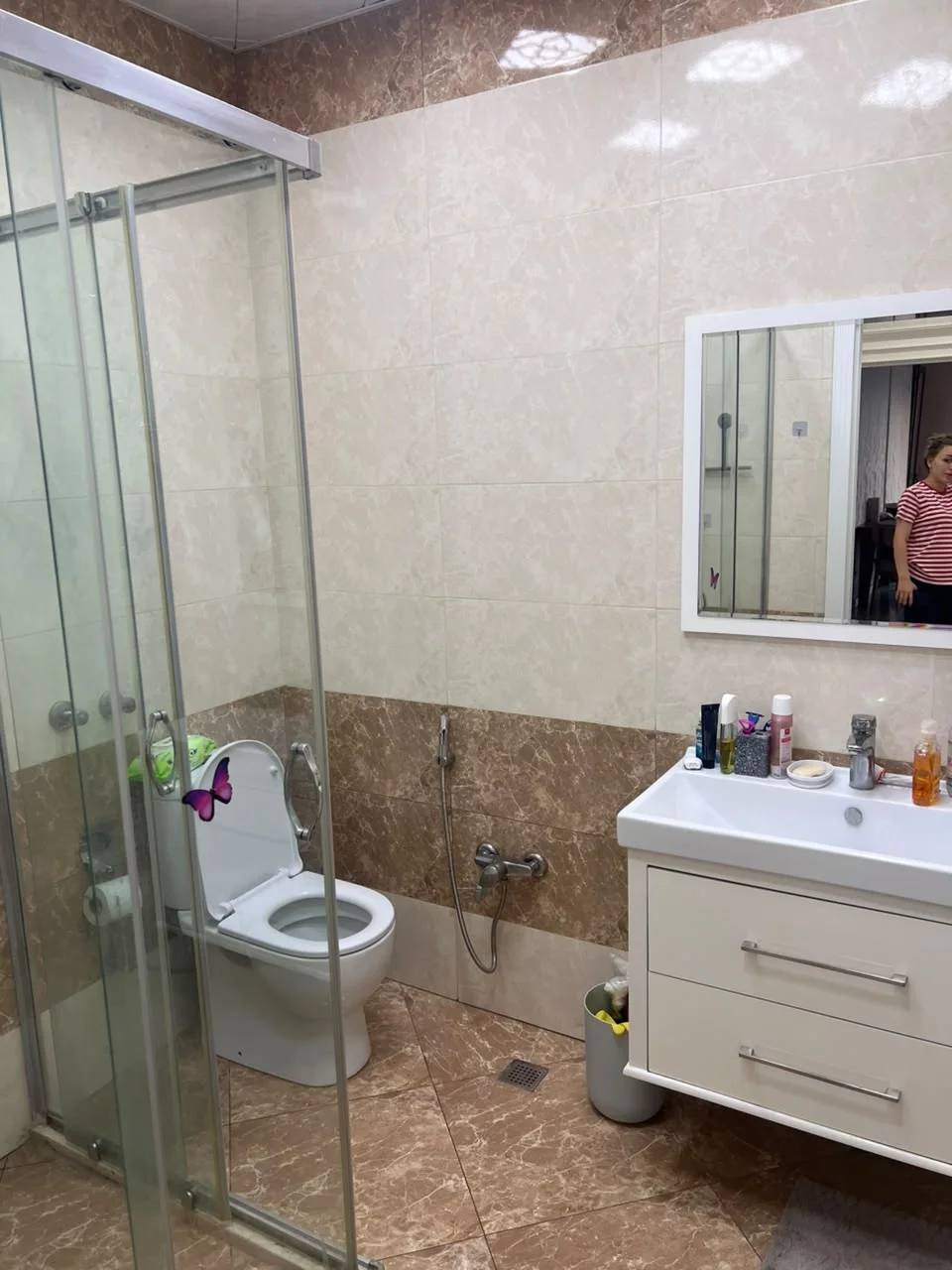 Kirayə 4 otaqlı Mənzil 180 m² Yasamal r.