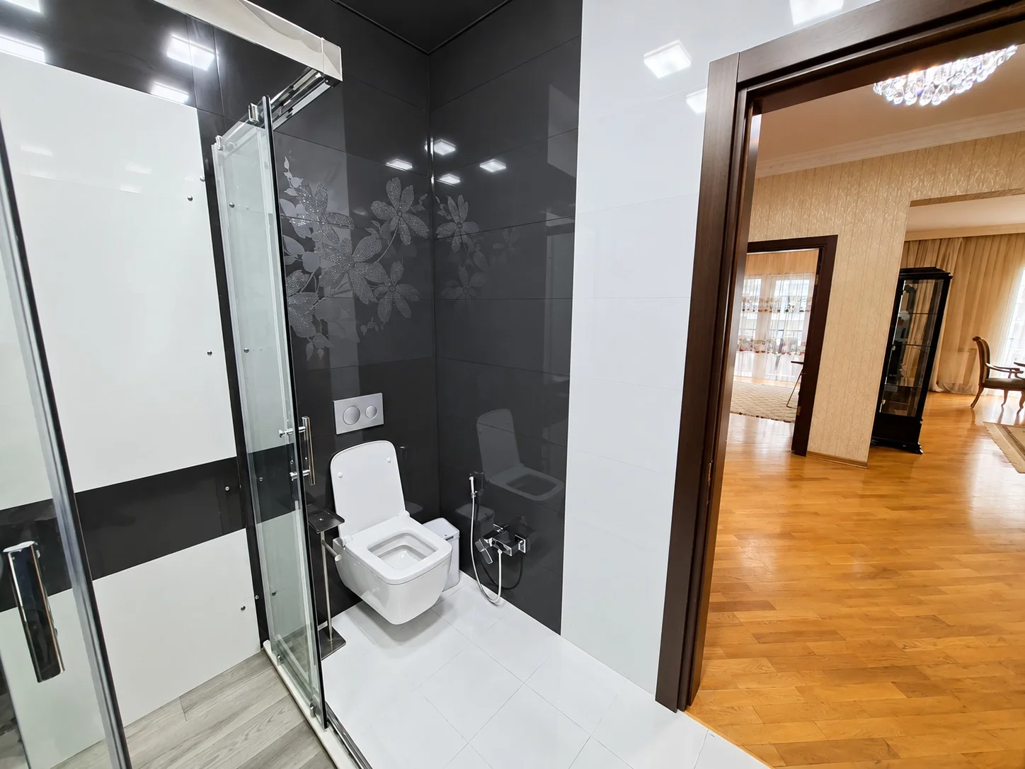 Kirayə 3 otaqlı Mənzil 150 m² Nəsimi r. 28 May m. – şəkil 10