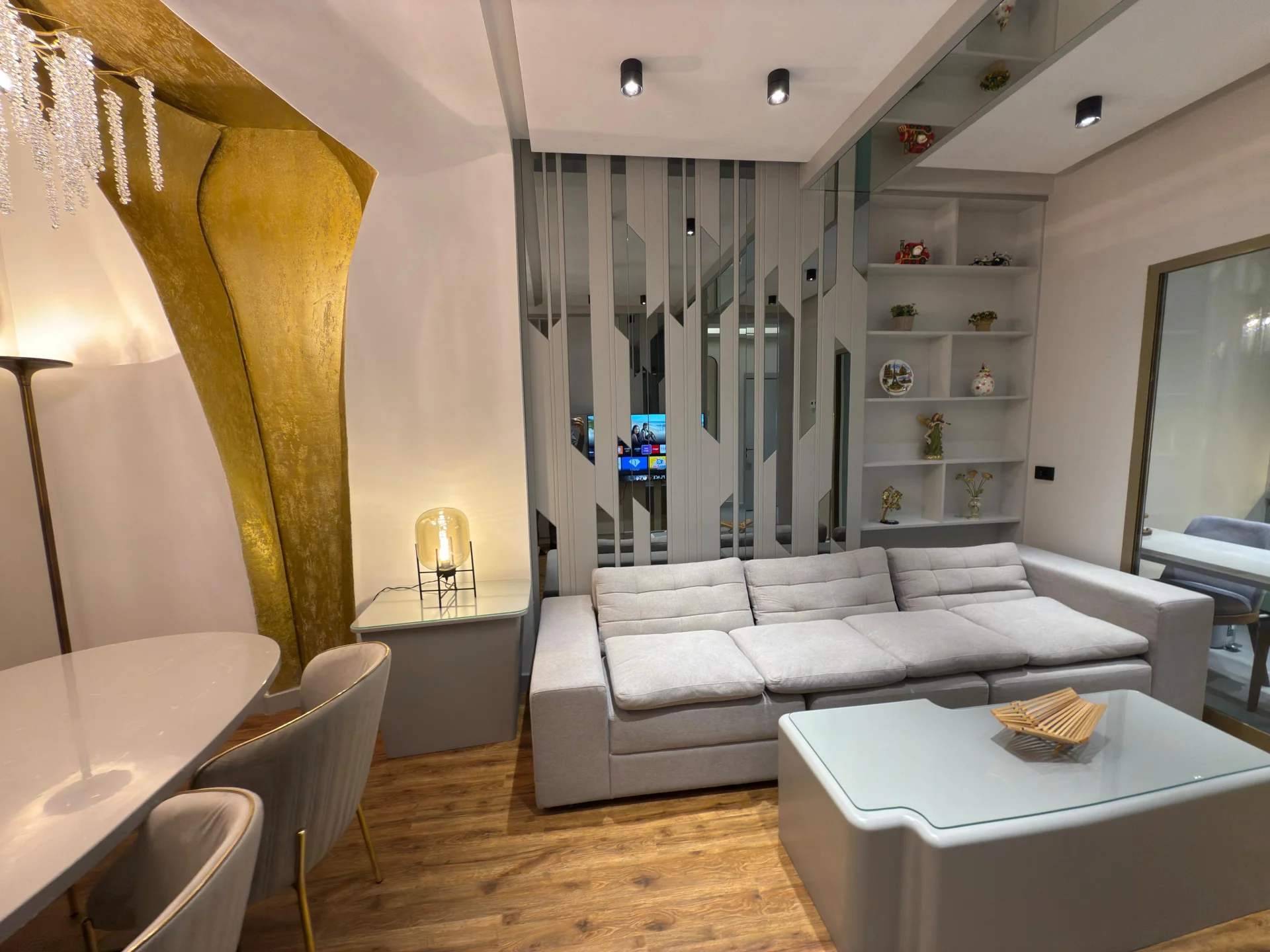 Kirayə 2 otaqlı Mənzil 65 m² Xətai r.