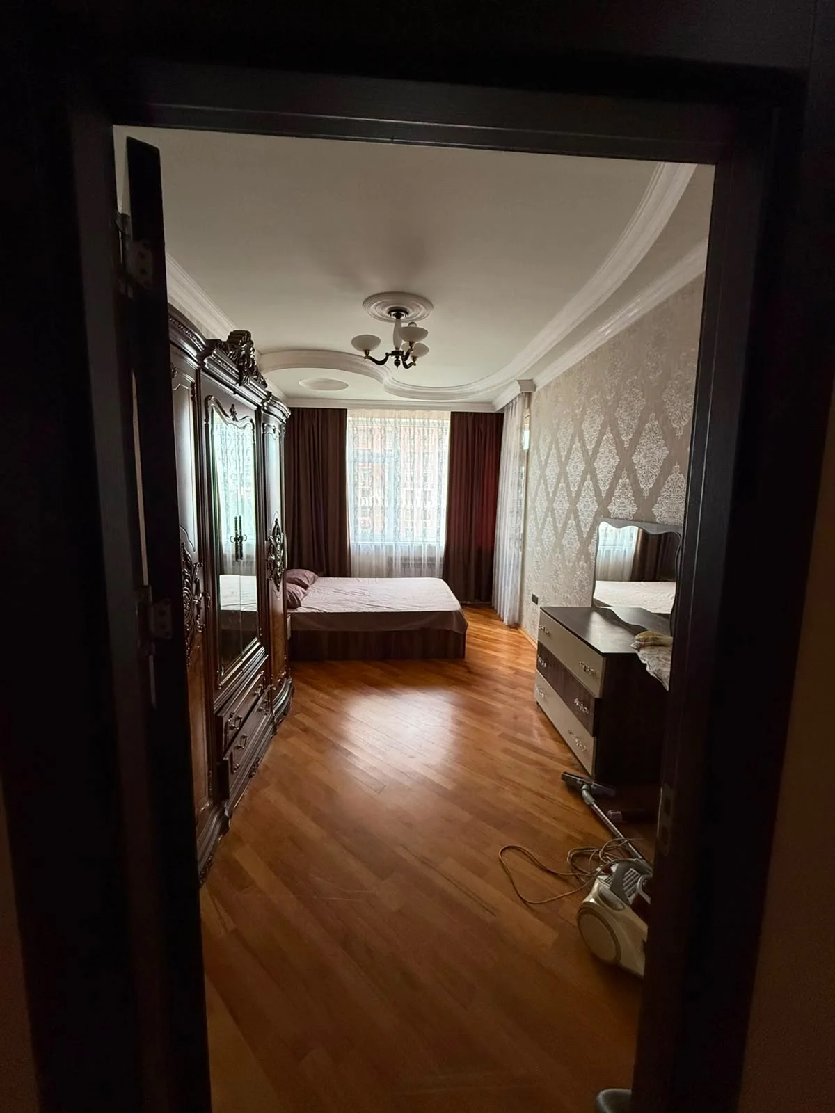 Kirayə 3 otaqlı Mənzil 125 m² Nəsimi r.