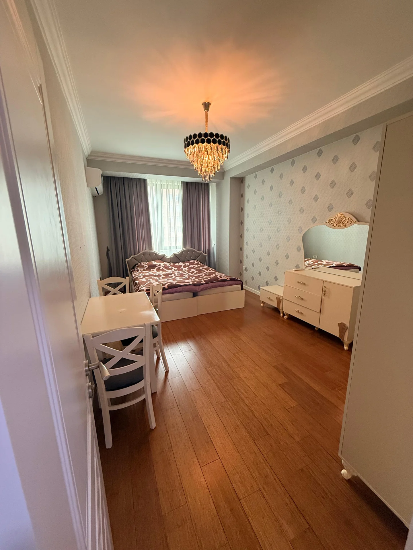 Kirayə 3 otaqlı Mənzil 90 m² Nəsimi r.