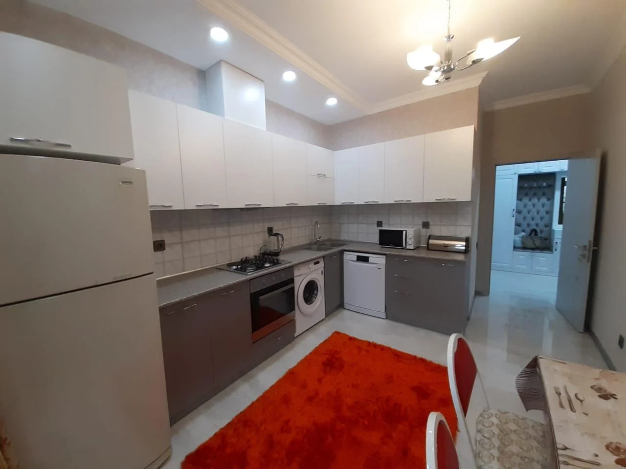Kirayə 2 otaqlı Mənzil 108 m² Bakı – şəkil 3
