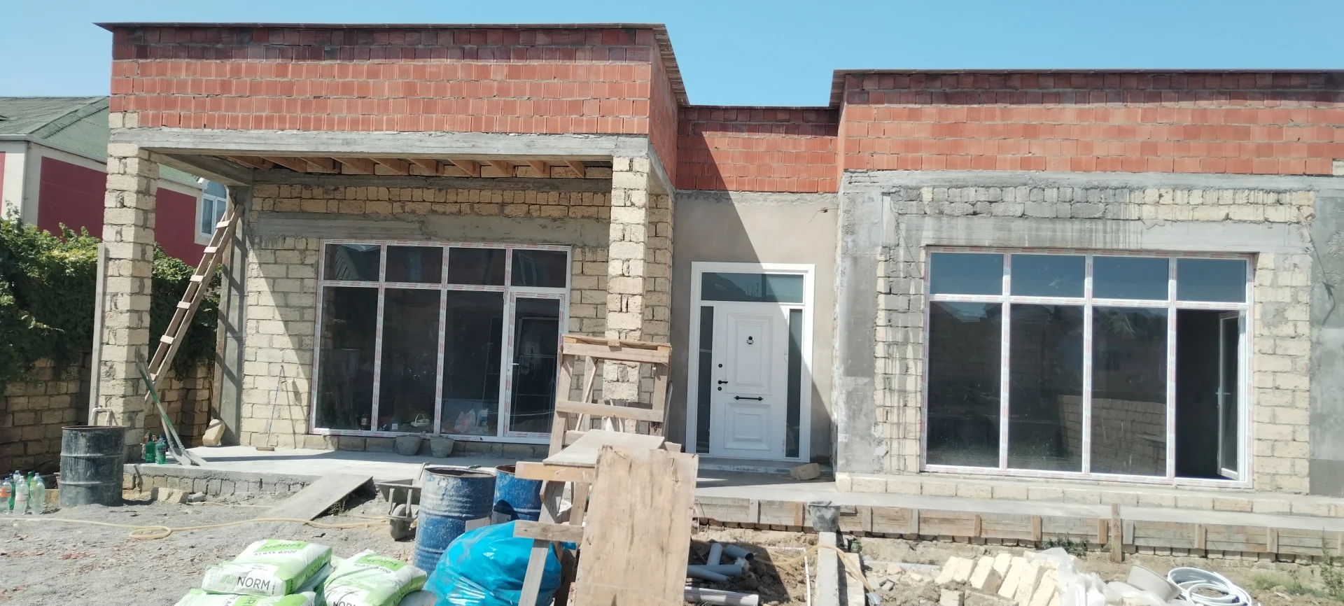 Satılır 5 otaqlı Həyət evi / Bağ evi 240 m² Abşeron r.