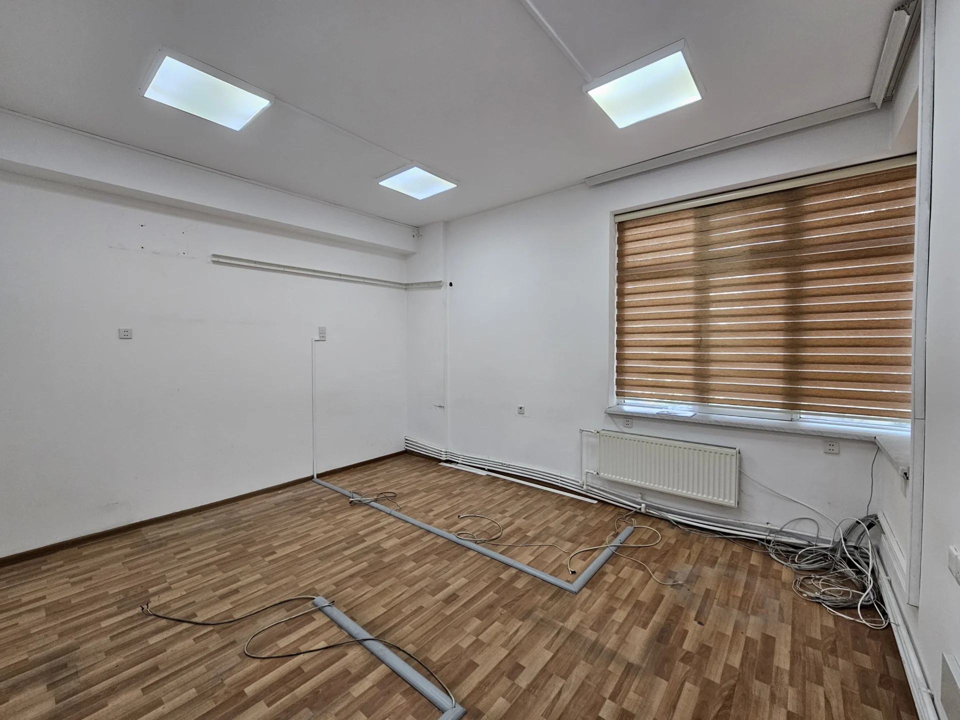 Kirayə Obyekt 200 m² Nəsimi r. 3-cü mikrorayon q. Memar Əcəmi m. – şəkil 12