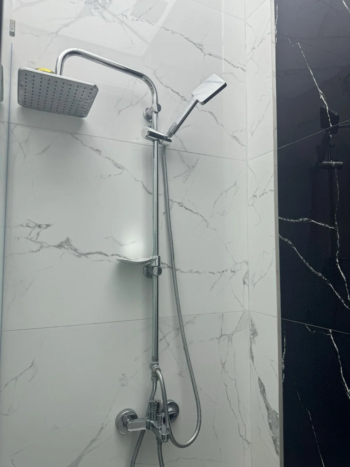Kirayə 3 otaqlı Mənzil 125 m² Nəsimi r.