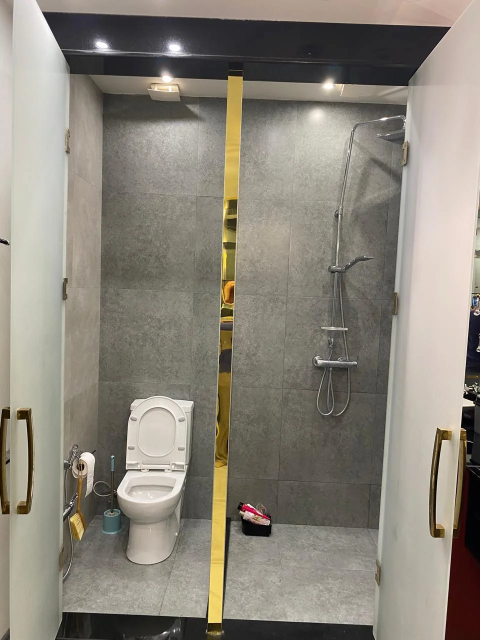Kirayə 3 otaqlı Mənzil 170 m² Nəsimi r.