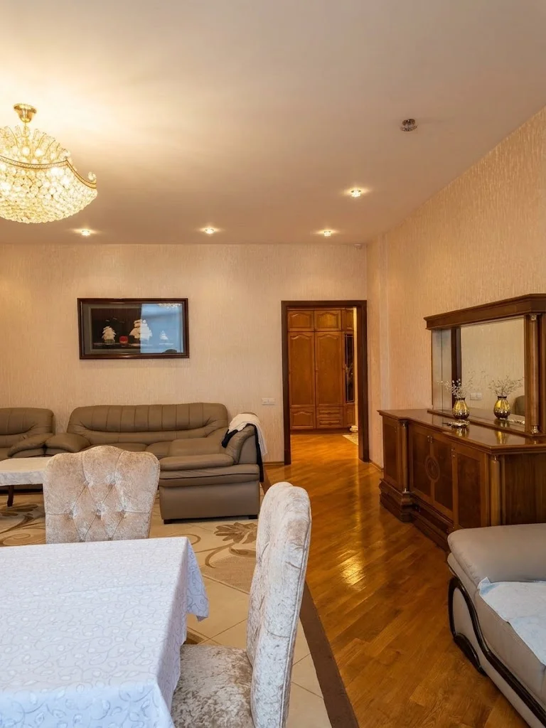 Kirayə 3 otaqlı Mənzil 135 m² Yasamal r. Nizami m. – şəkil 4