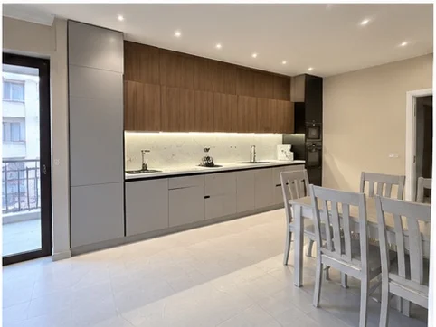 Kirayə 3 otaqlı Mənzil 125 m² Nərimanov r.