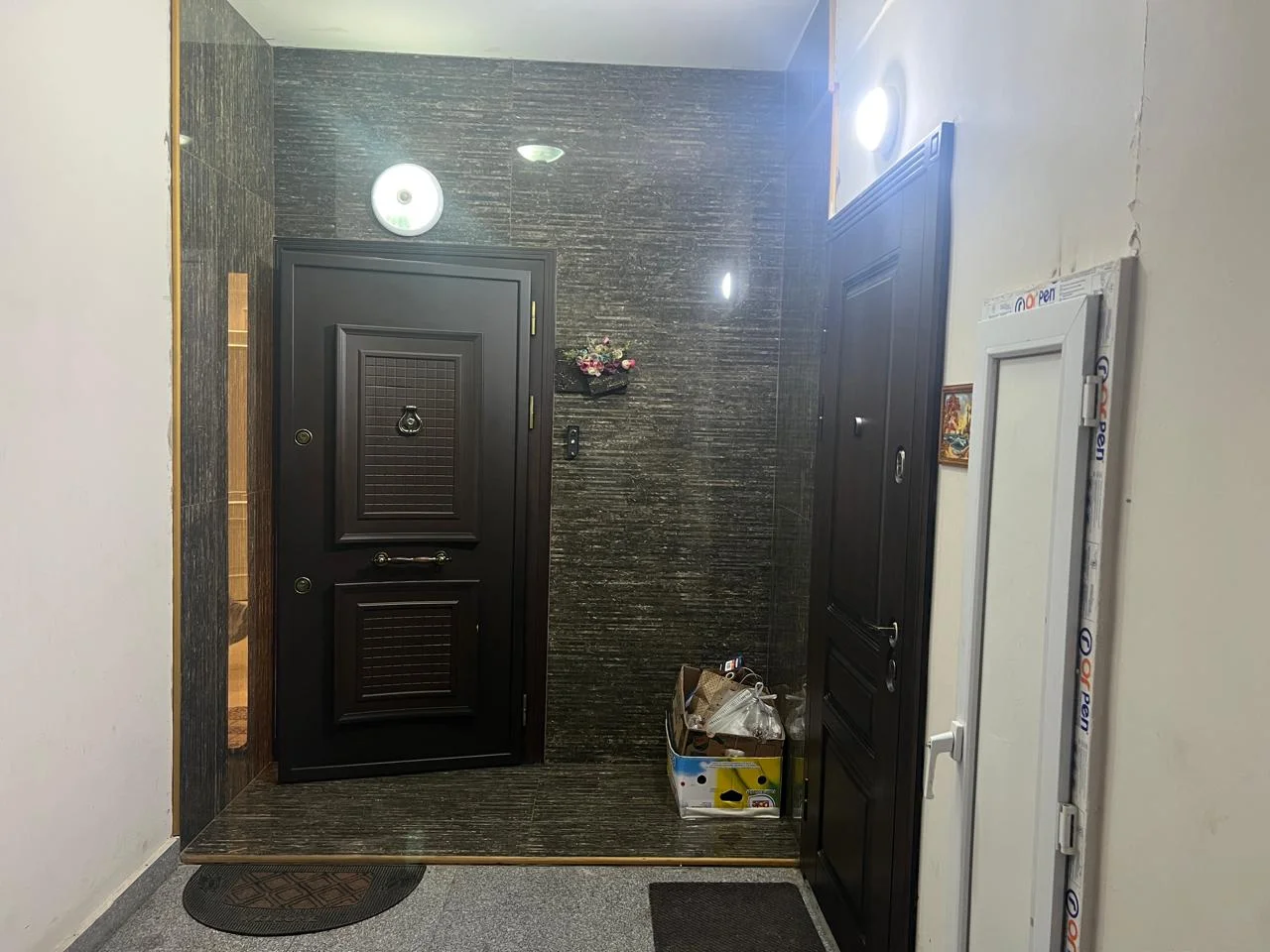 Satılır 4 otaqlı Mənzil 4 m² Nəsimi r.