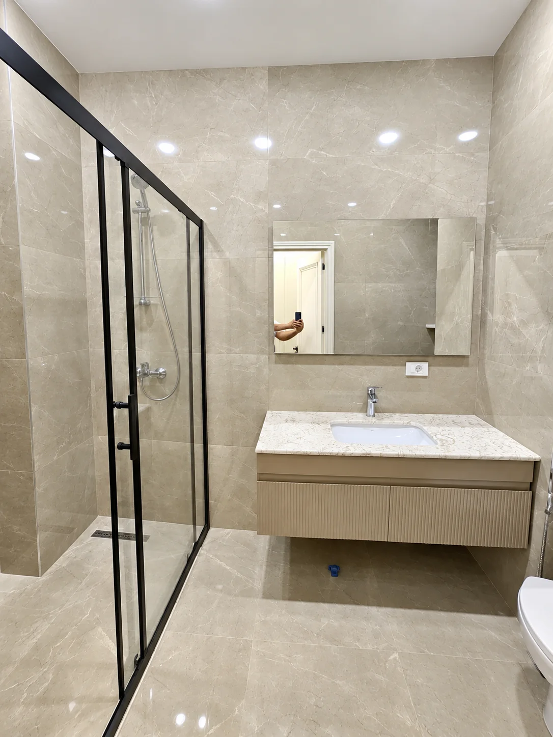 Kirayə 4 otaqlı Mənzil 250 m² Səbail r. Sahil m. – şəkil 11