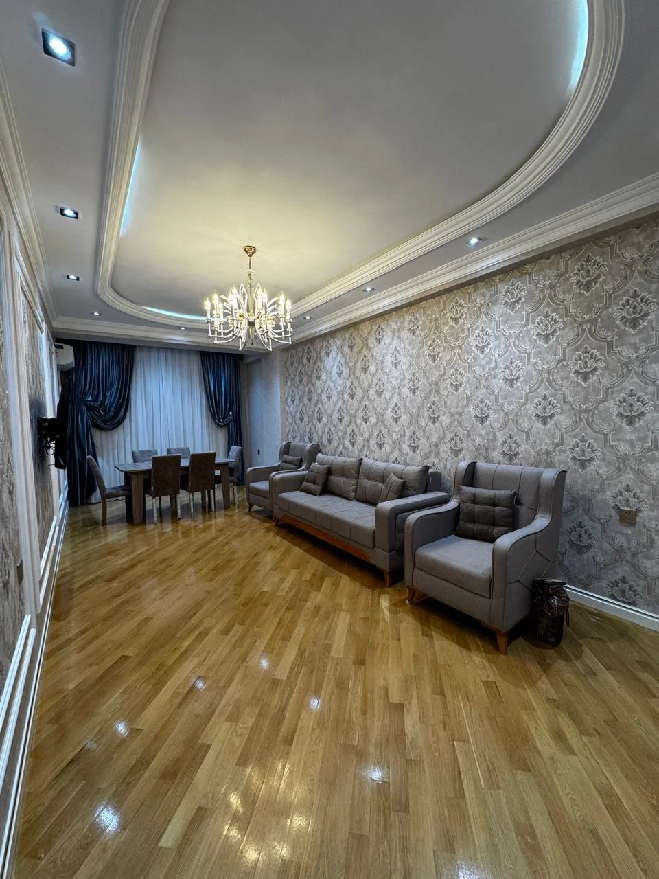 Kirayə 3 otaqlı Mənzil 130 m² Nizami r. Neftçilər m. – şəkil 3