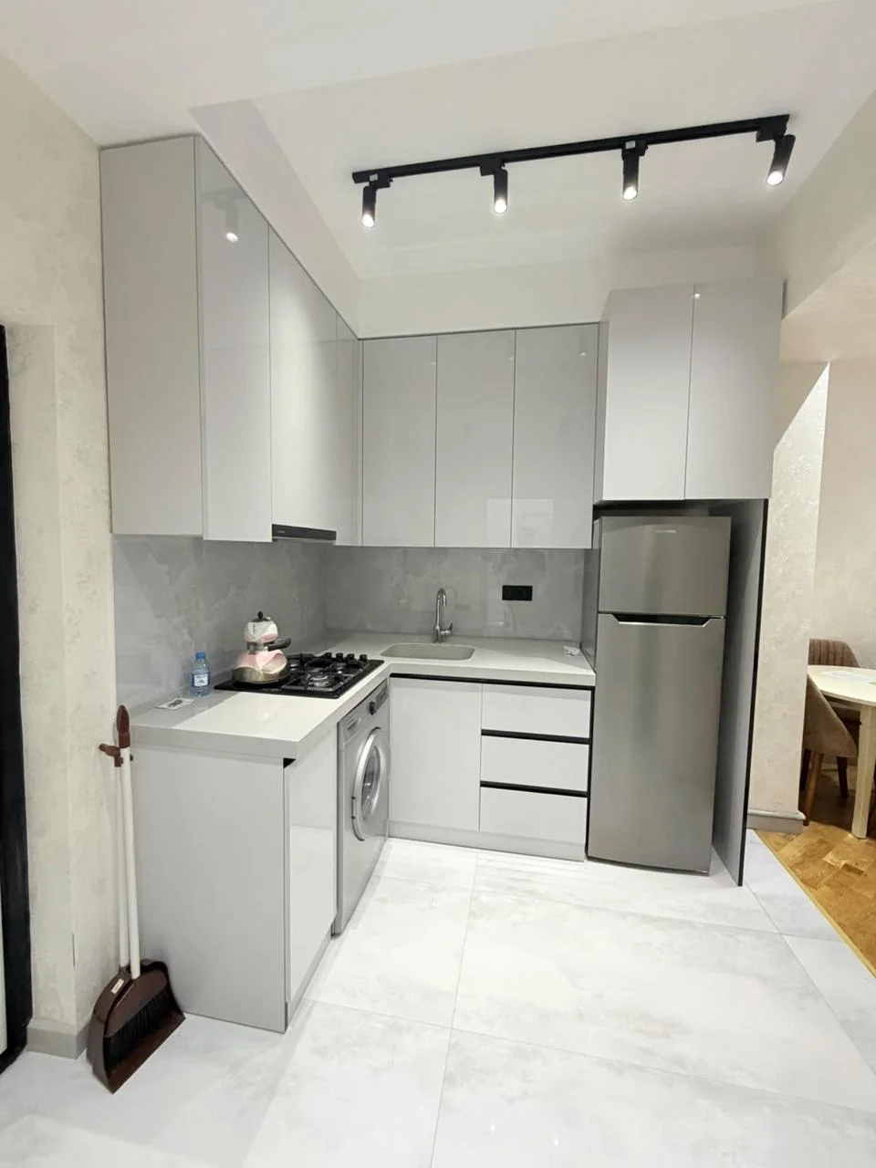 Satılır 2 otaqlı Mənzil 37 m² Nizami r. 8-ci kilometr q. Qara qarayev m. – şəkil 4