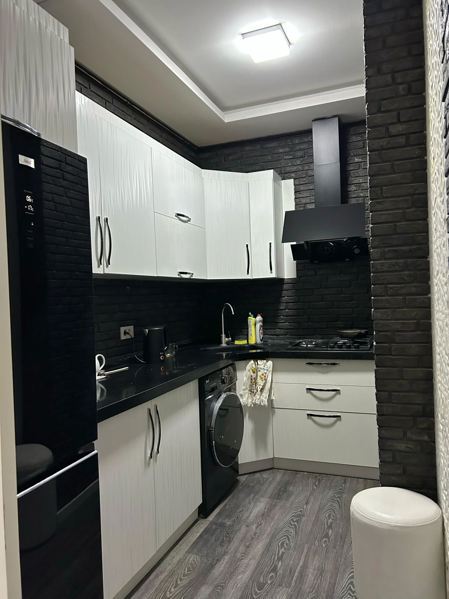 Kirayə Qaraj 80 m² Nizami r. Qara qarayev m. – şəkil 15